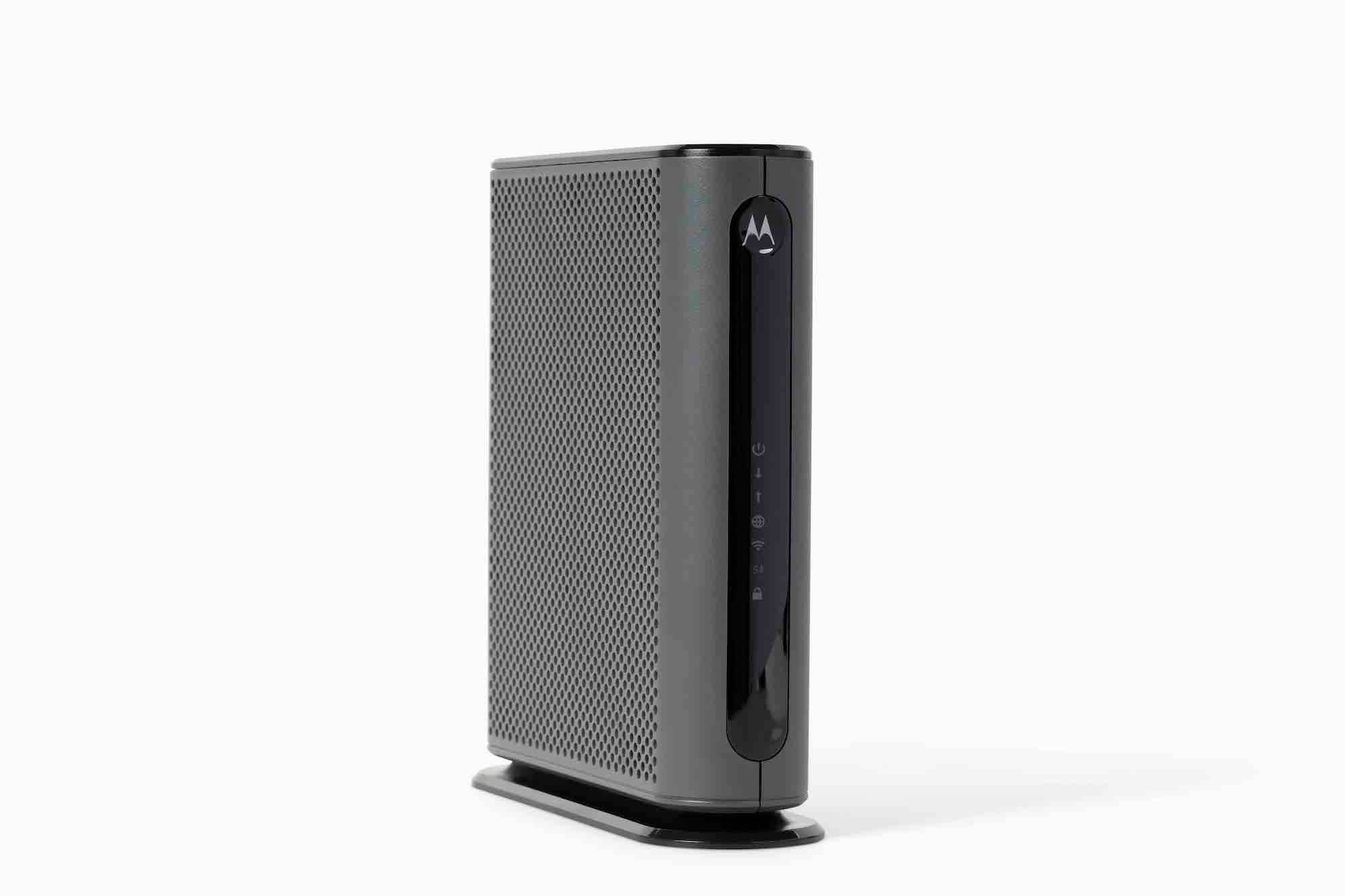 Motorola DOCSIS 3.0 Cable Modem + WiFi 5 Router, up to 560 Mbps speed | mg7550